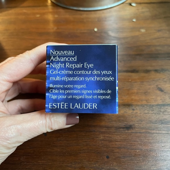Estée Lauder Advanced Night Repair Eye Supercharged Gel-Cream-NWT - Picture 4 of 4